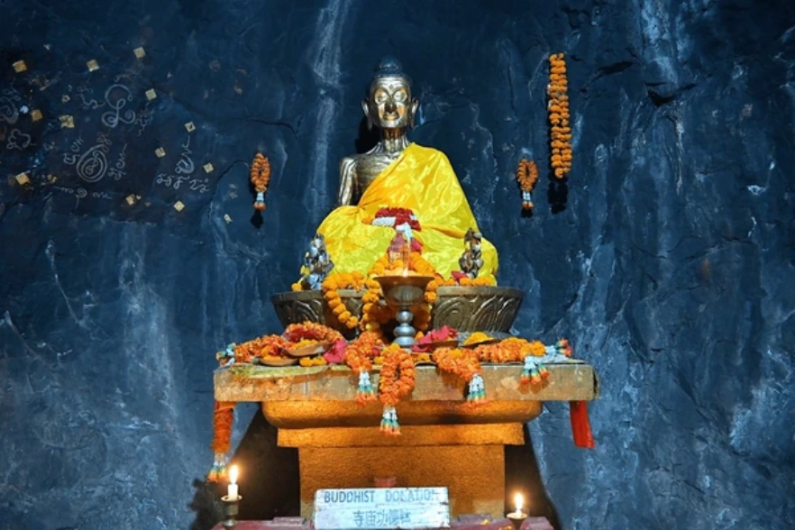 Dungeshwari Cave Temple